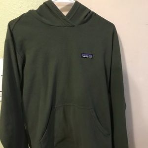 Patagonia Men’s Medium Green Hoodie